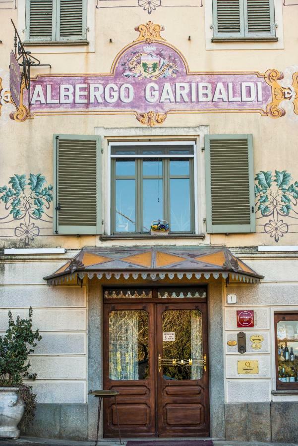 Albergo Ristorante Garibaldi Cisterna dʼAsti Exteriör bild
